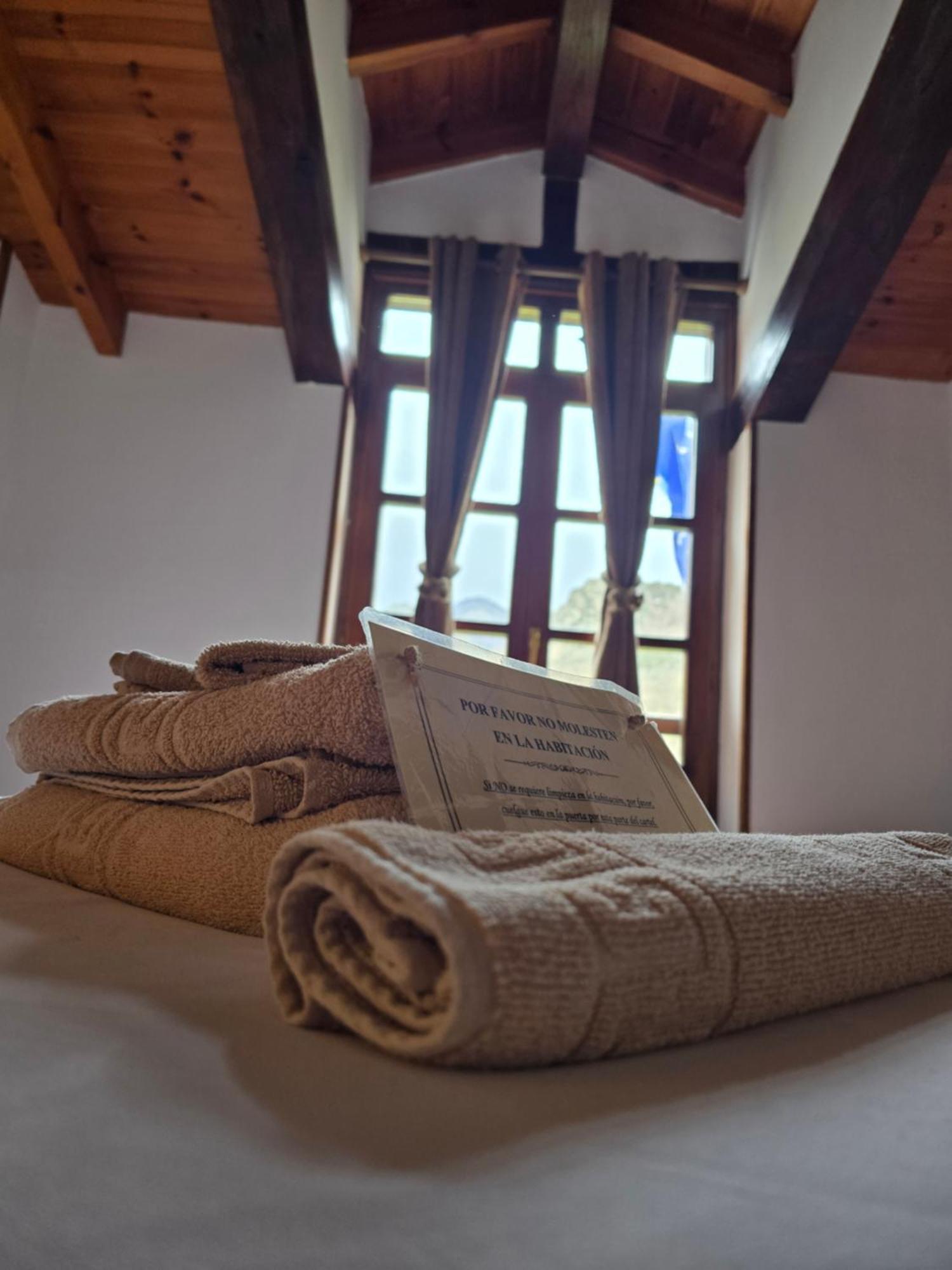 Hotel Rural El Sestil Dobres Extérieur photo